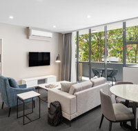 Meriton Suites Waterloo - Sydney Tourism