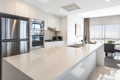 Meriton Suites Zetland - Sydney Tourism 2