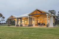 Metricup House - elegant country retreat
