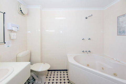 Mid City Motor Inn - Sydney Tourism 1