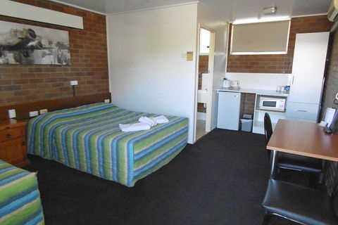 Millmerran Motel - Sydney Tourism 1