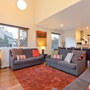 Mitchell-DPA - Sydney Tourism 1