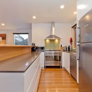 Mitchell-DPA - Sydney Tourism 2