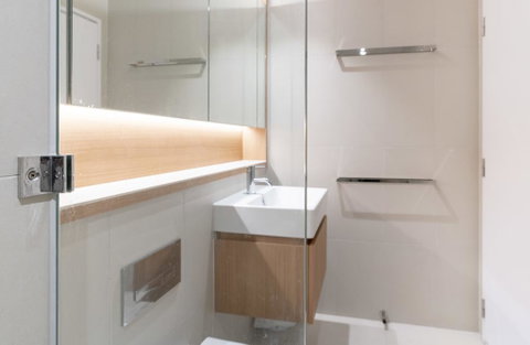 Modern Apartment In Darling Harbour - Sydney Tourism 1