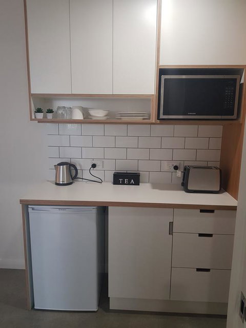 Modern, Private And Close To Town. - Sydney Tourism 1