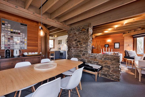 Montane - Sydney Tourism 2