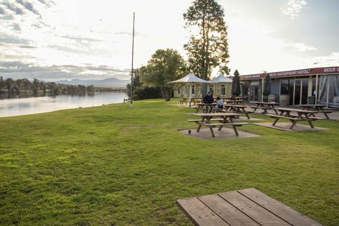 Moruya Waterfront Hotel Motel - Sydney Tourism 0
