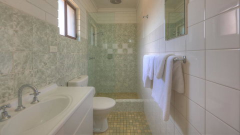 Motel Meneres - Sydney Tourism 3