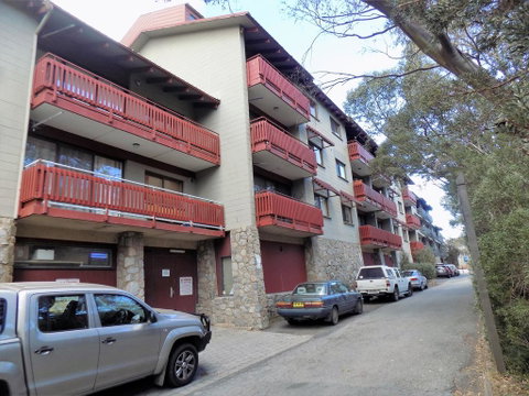 Mowamba E1 - Sydney Tourism 1