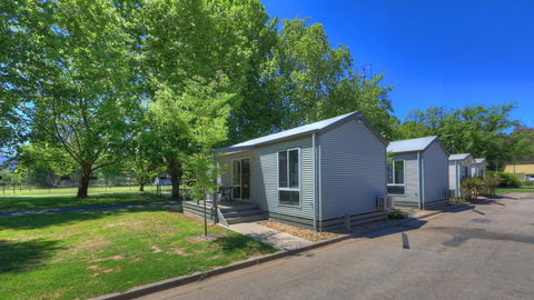 Myrtleford Holiday Park - Sydney Tourism 0