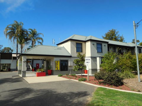 Narrabri Motel And Caravan Park - Sydney Tourism 2