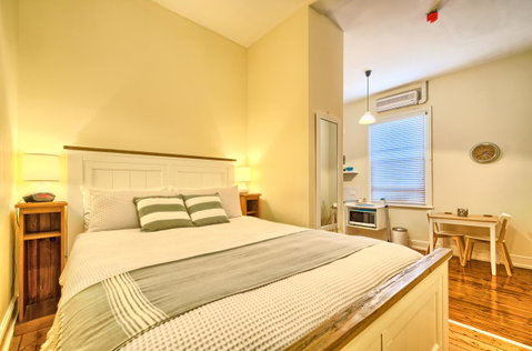 Spencer Suites Albany - Sydney Tourism 18