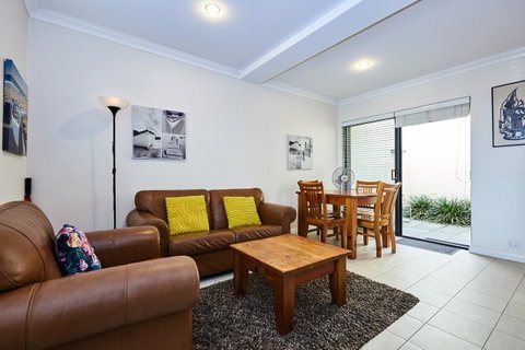 Fremantle Townhouse U/5 - Sydney Tourism 3