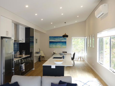 The Villa Dunsborough - Sydney Tourism 14