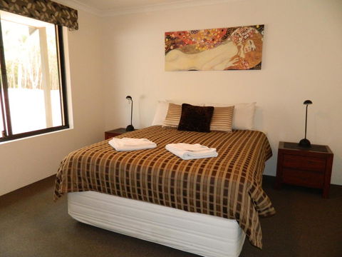 Margaret River Hideaway & Farmstay - Sydney Tourism 38