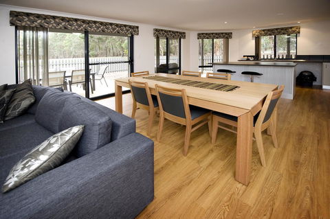 Margaret River Hideaway & Farmstay - Sydney Tourism 1