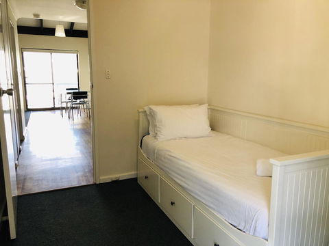 Seashore Memories - Sleeps 3 - Sydney Tourism 5