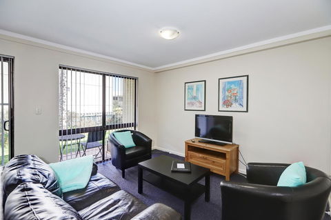 West Beach Lagoon 202 - Quiet & Ground Floor! - Sydney Tourism 12