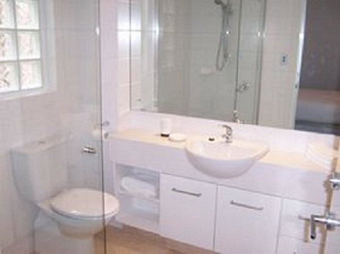 West End District Apartments - Sydney Tourism 23