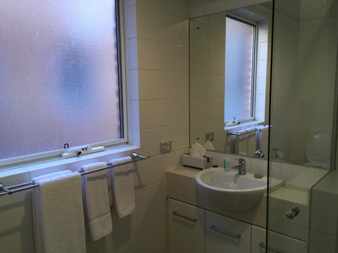 West End District Apartments - Sydney Tourism 6