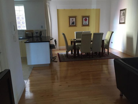 West End District Apartments - Sydney Tourism 16
