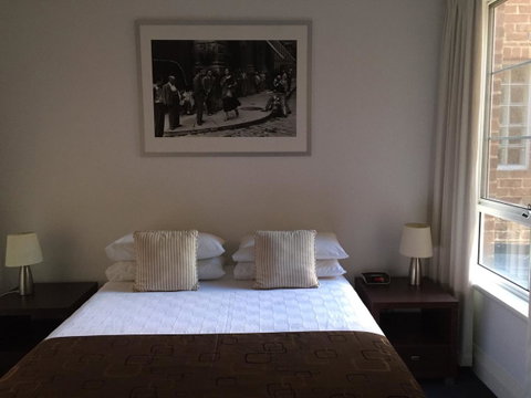 West End District Apartments - Sydney Tourism 5