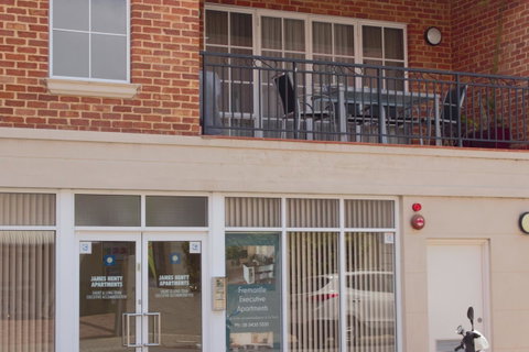 West End District Apartments - Sydney Tourism 10