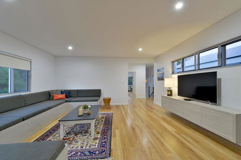 Sandpiper Retreat - Sydney Tourism 24