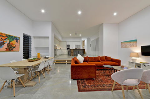 Sandpiper Retreat - Sydney Tourism 6