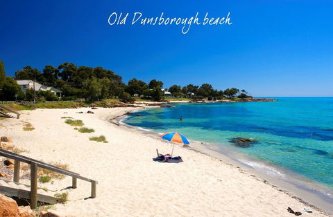 Sandpiper Retreat - Sydney Tourism 3