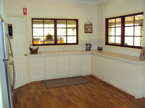 Riverglen Chalets - Sydney Tourism 24