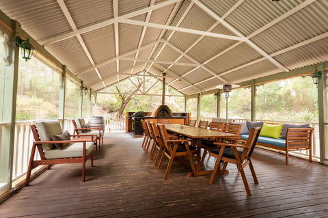 Riverglen Chalets - Sydney Tourism 21