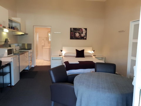 Stirling Apartments - Studio 1 - Sydney Tourism 4