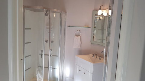 Stirling Apartments - Studio 1 - Sydney Tourism 3
