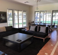 Caves Road Guest Houses - Sydney Tourism