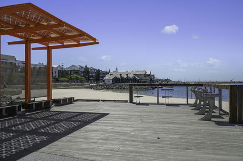Luxury Suite Bunbury - Sydney Tourism 18