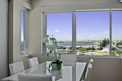 Luxury Suite Bunbury - Sydney Tourism 6