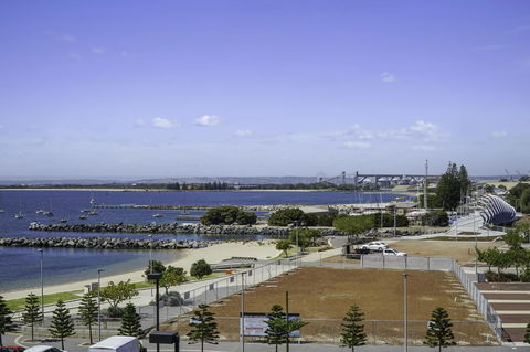 Luxury Suite Bunbury - Sydney Tourism 22