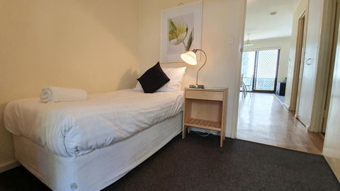 West Beach Lagoon 208 â€“ Great Value! - Sydney Tourism 7