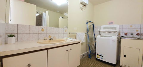 West Beach Lagoon 208 â€“ Great Value! - Sydney Tourism 8