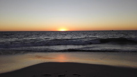 Alkimos Beach Cottage - Sydney Tourism 5