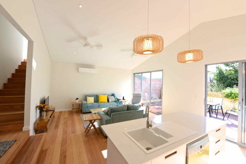 Sunny Blinco Street House - Sydney Tourism 4