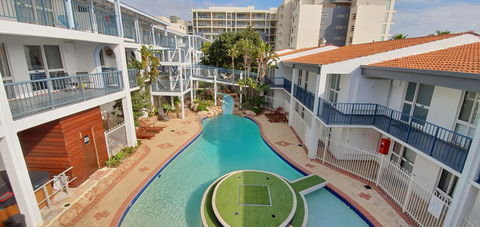 West Beach Lagoon 107 - Great Value - Sydney Tourism 0