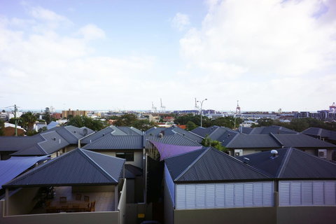 Studio 208 With Ocean Views - Sydney Tourism 18