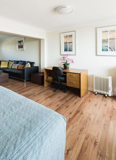 Studio 208 With Ocean Views - Sydney Tourism 12