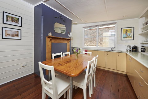 Albany Harbourside Apartments And Houses - Sydney Tourism 26