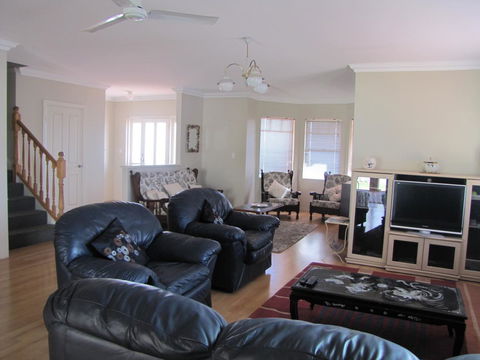 Ocean View Retreat - Sydney Tourism 2