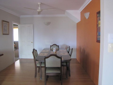 Ocean View Retreat - Sydney Tourism 10