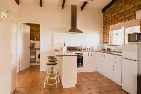 Margaret River Holiday Cottages - Sydney Tourism 5