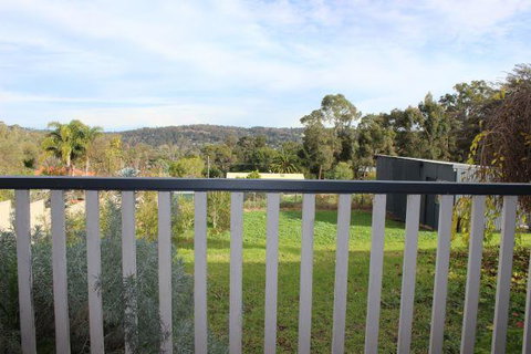 Yvonnes Rest Holiday Home - Sydney Tourism 8